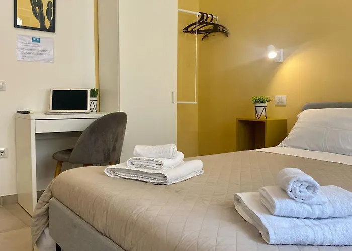 Hotel 3 stelle: Istai Cagliari City Center Rooms